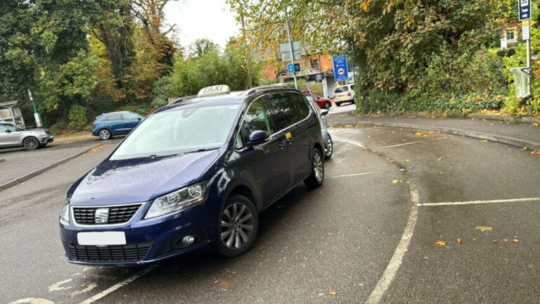 24-Hour Taxi Near Me in Farnham