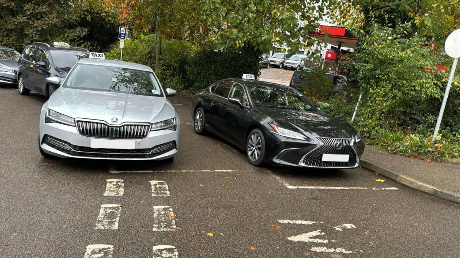 Best Farnham to Heathrow Airport Taxi